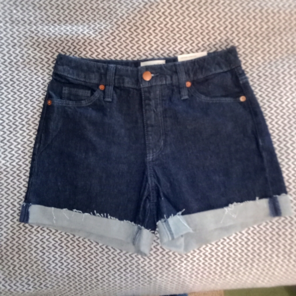NWT Universal Thread shorts. Size 0/25